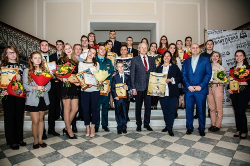 10 октября в Новгородской областной Филармонии состоялось награждение лауреатов стипендии «Господин Великий Новгород»